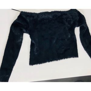 Off shoulder crop top sweater